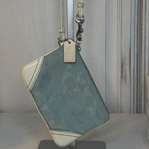 Coach vintage Blue Signature Jacquard Small Wristlet Pouch w/ Leather Strap